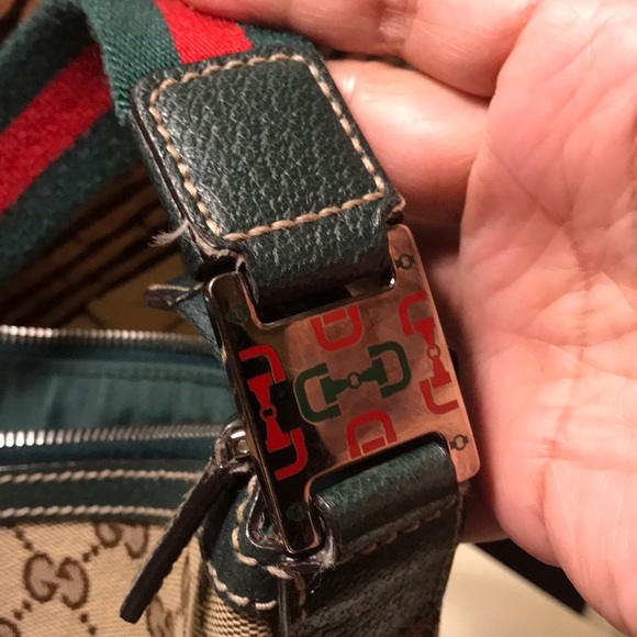 ๐ SOLD ๐ Authentic Gucci Vintage Shoulder - Picture 8 of 8